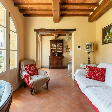 Private Borgo With Pool 5 Km From *