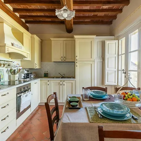 Private Borgo With Pool 5 Km From Arezzo