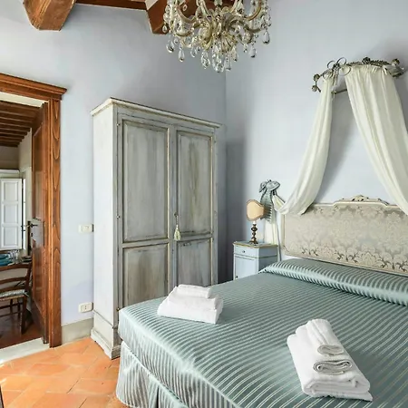Private Borgo With Pool 5 Km From Hébergement de vacances