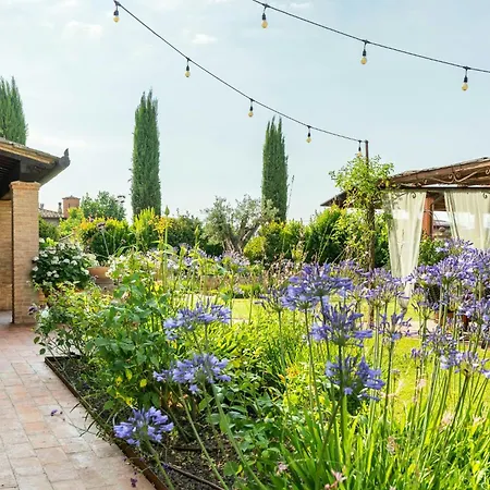 Private Borgo With Pool 5 Km From Hébergement de vacances